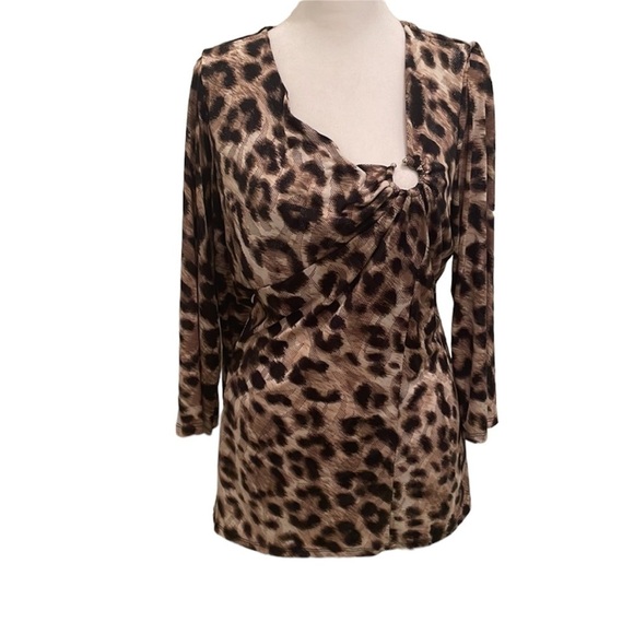 Jaclyn Smith Tops - EUC WOMENS XL JACLYN SMITH Cheetah print top 1A